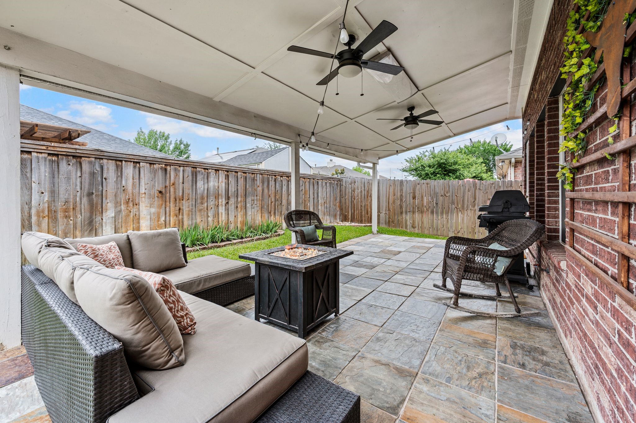 308 Bradbury Drive Euless TX 76040
