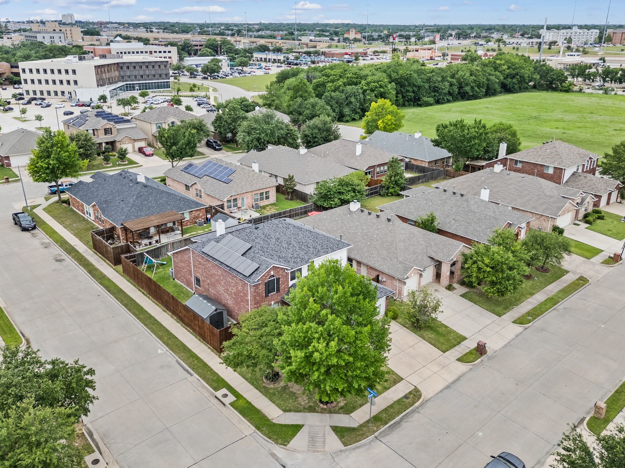 308 Bradbury Drive Euless TX 76040