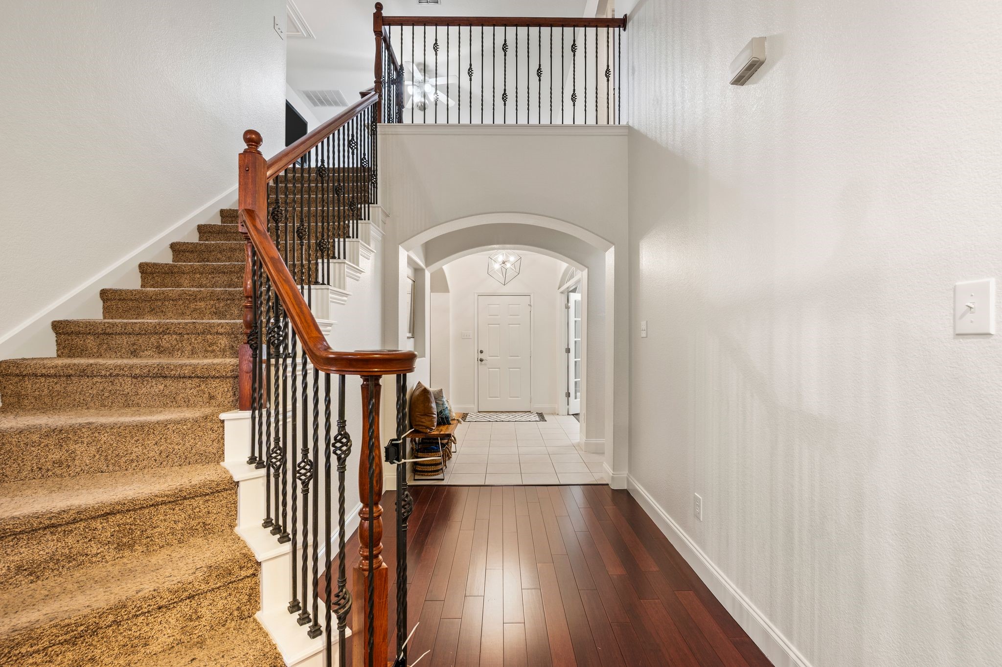 308 Bradbury Drive Euless TX 76040