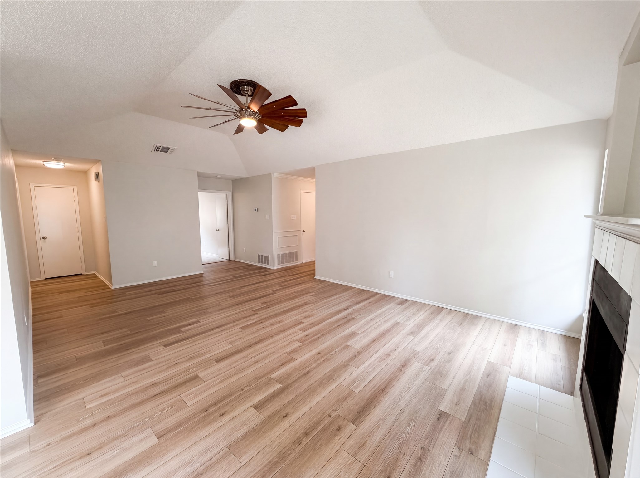 8517 Tamar Trail Fort Worth TX 76118