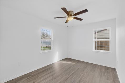 4540 Western Oaks Drive Dallas TX 75211