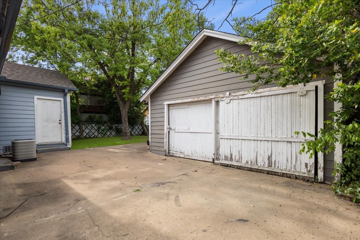 917 W Shaw Street Tyler TX 75701