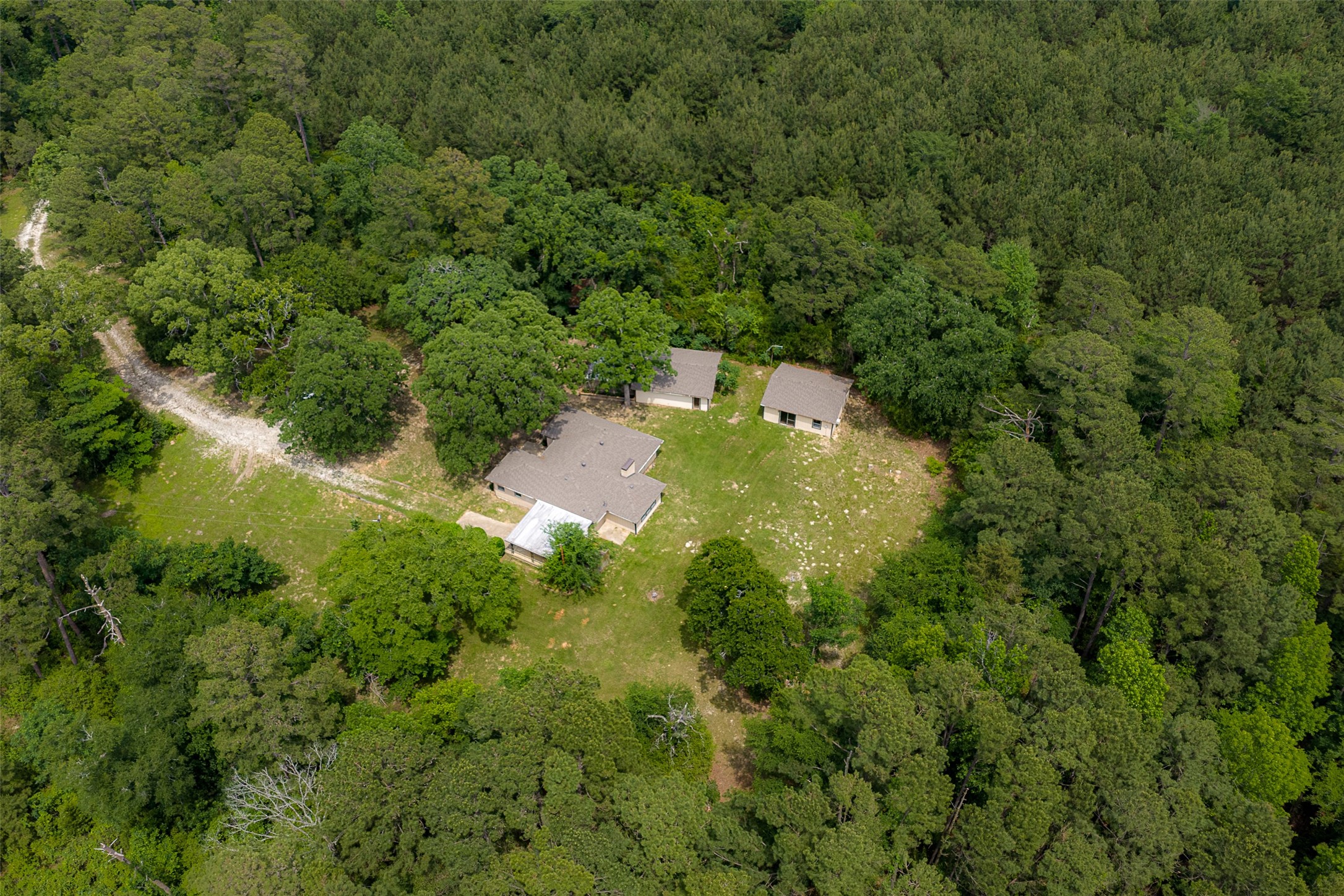 302 An County Road 3914 Palestine TX 75801
