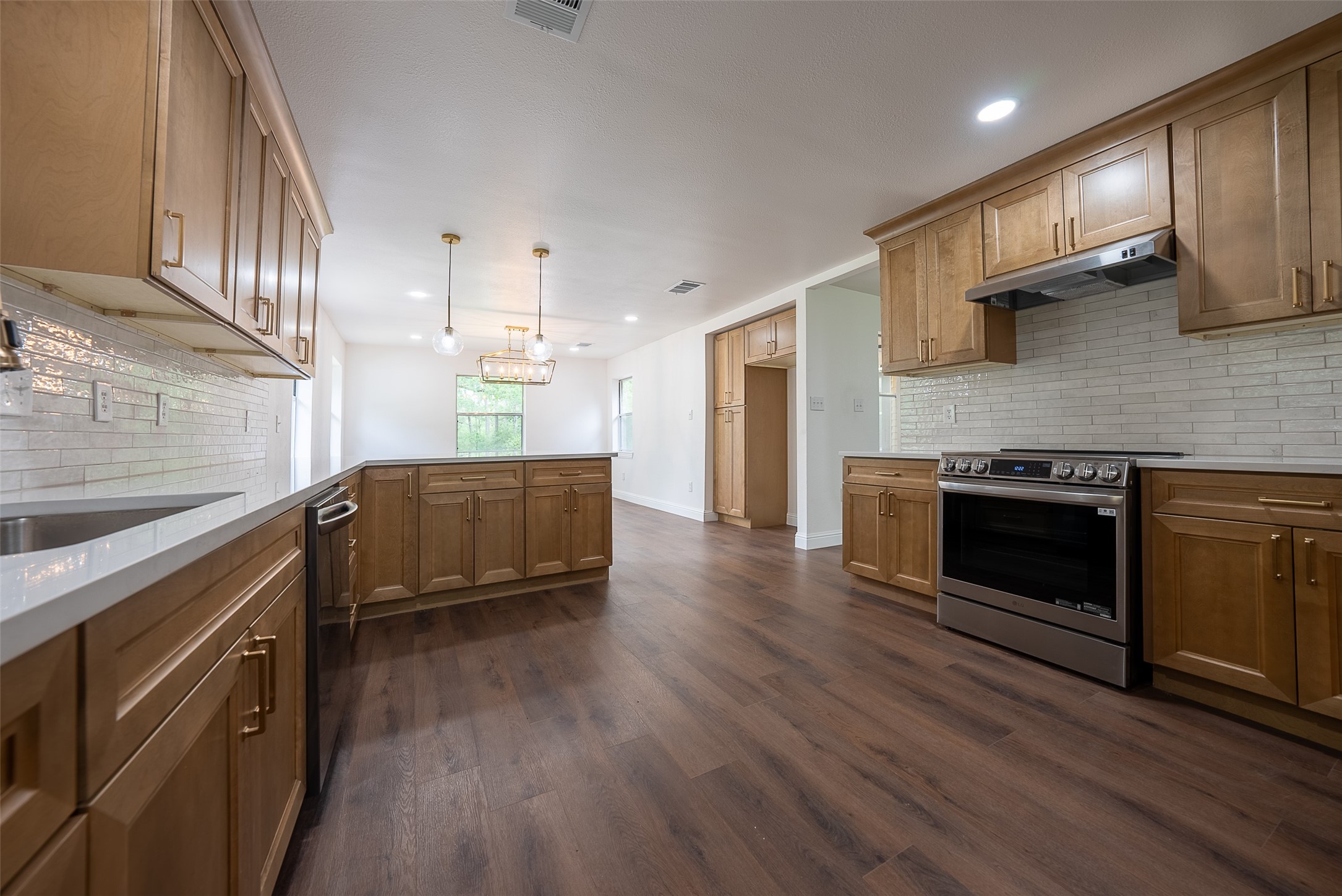 302 An County Road 3914 Palestine TX 75801