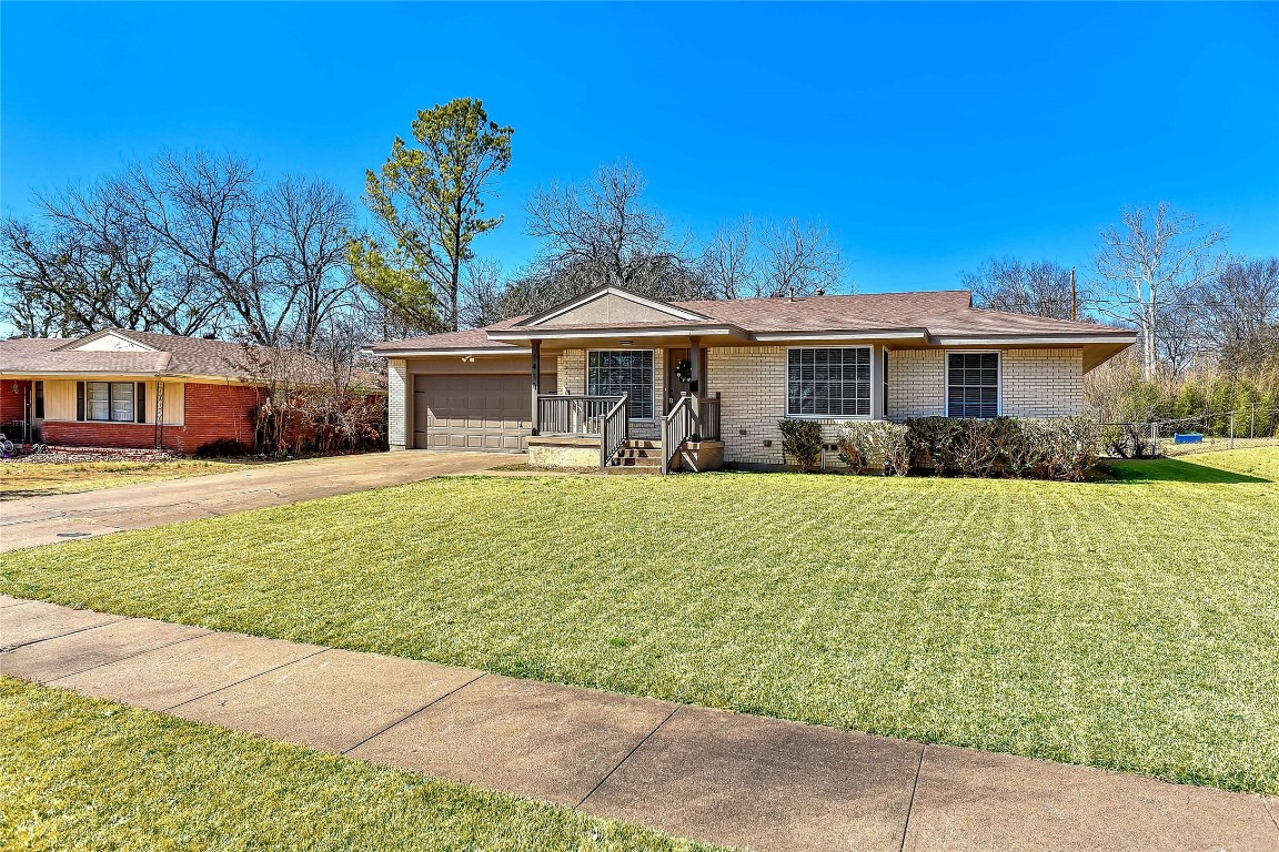 1411 Hillcrest Drive Sherman TX 75092