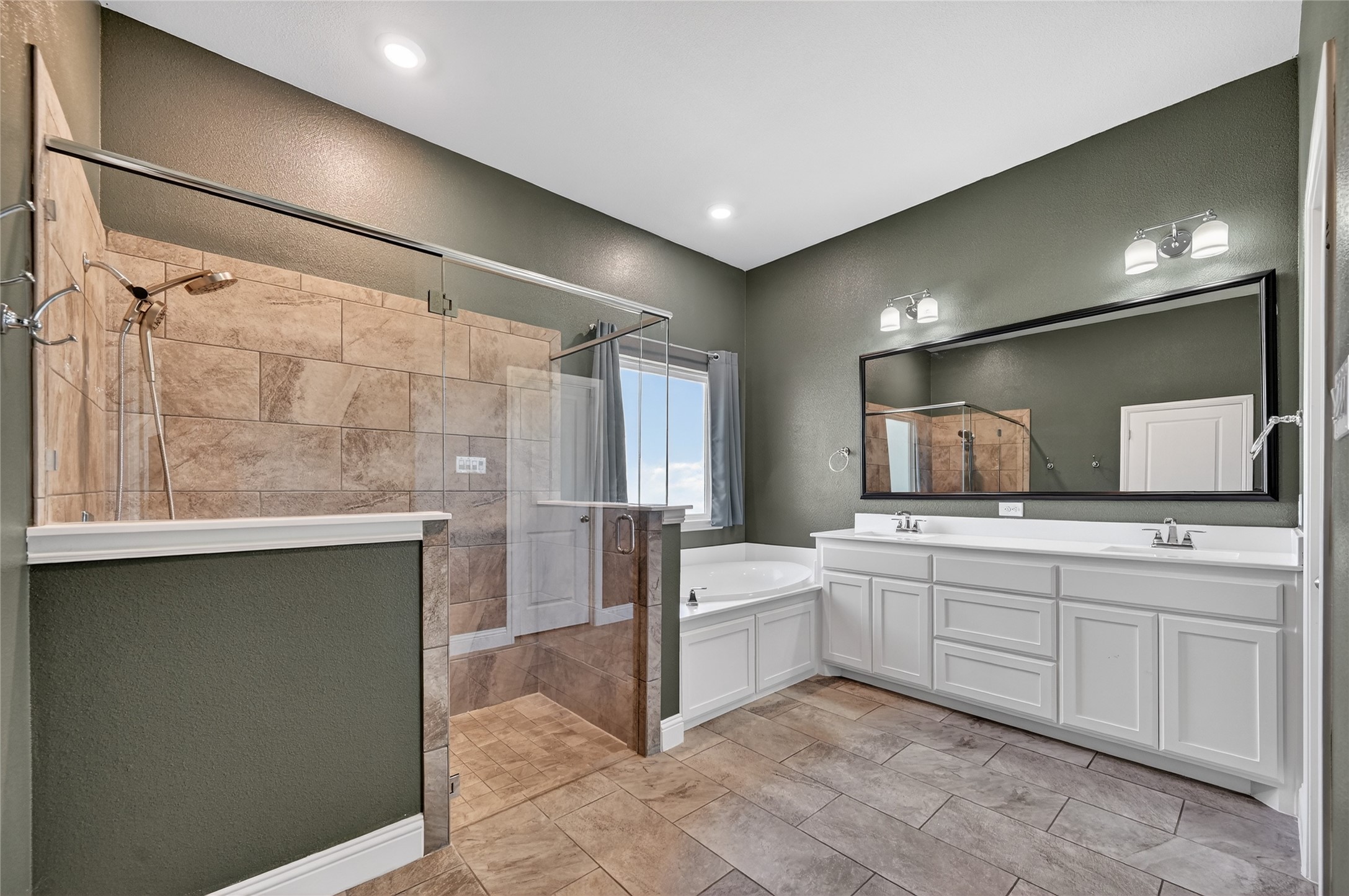 1506 Back Stretch Road Justin TX 76247