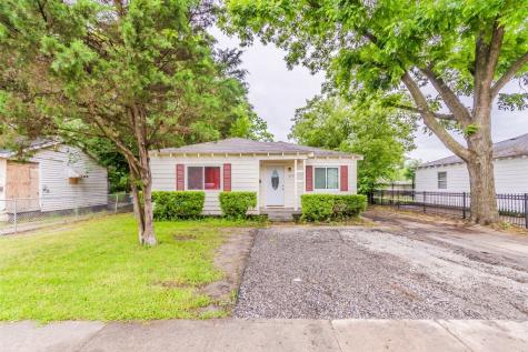 8342 Nisqually Street Dallas TX 75217