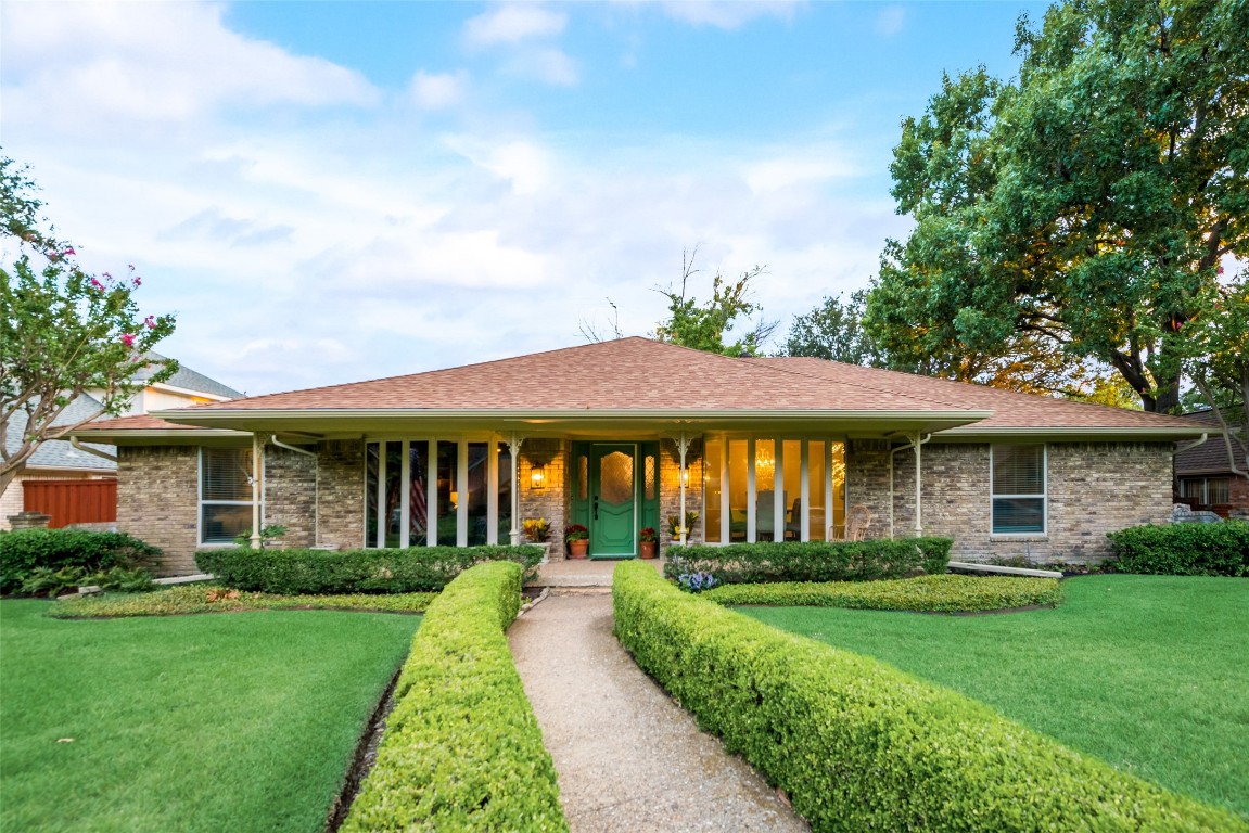 9020 Maguires Bridge Drive Dallas TX 75231