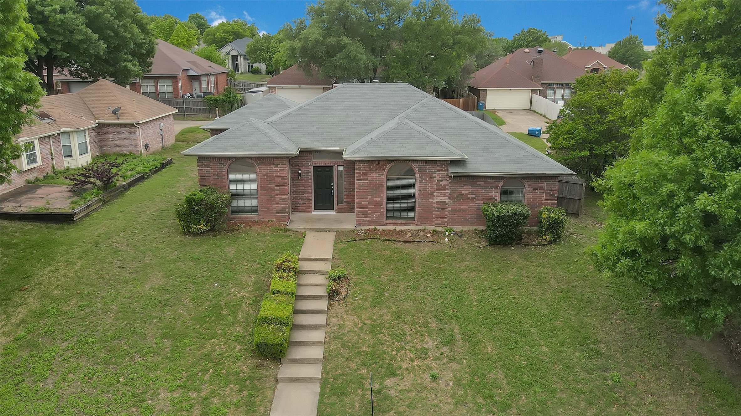 709 Desoto Drive Desoto TX 75115