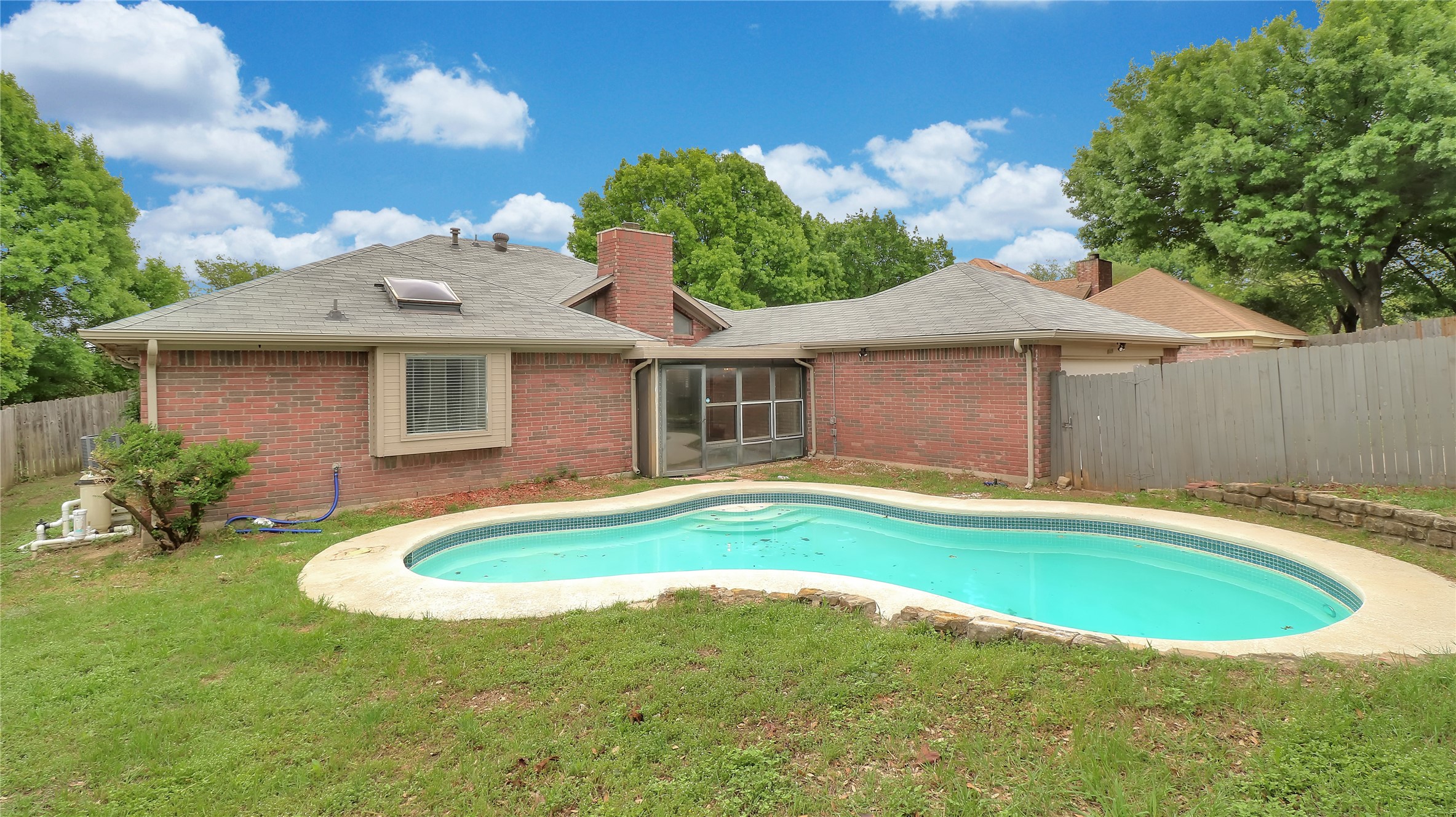 709 Desoto Drive Desoto TX 75115