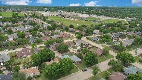 709 Desoto Drive Desoto TX 75115