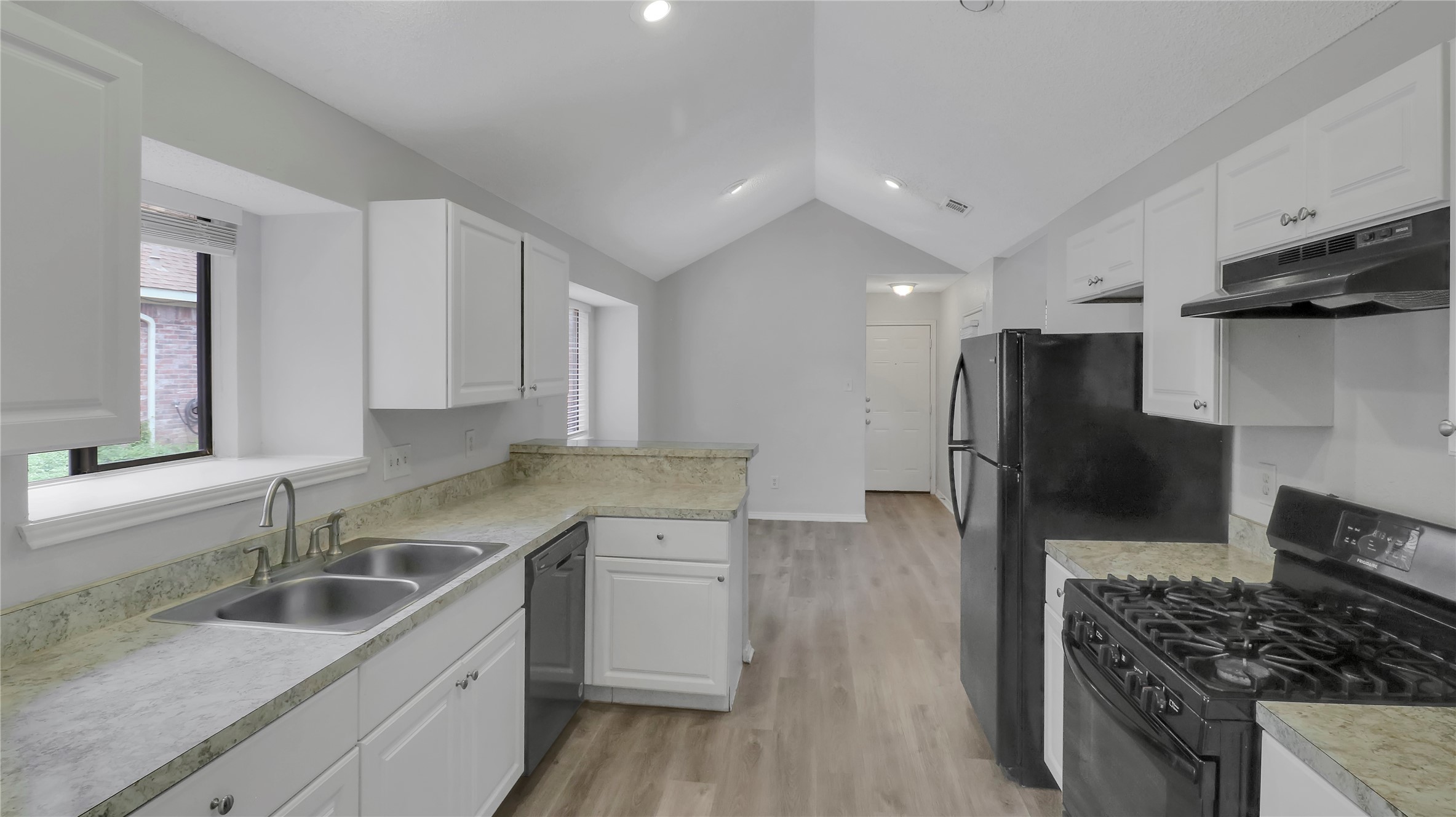 709 Desoto Drive Desoto TX 75115