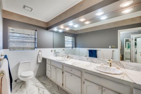 1202 S Lindsay Street Gainesville TX 76240