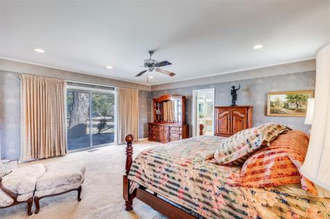 1202 S Lindsay Street Gainesville TX 76240