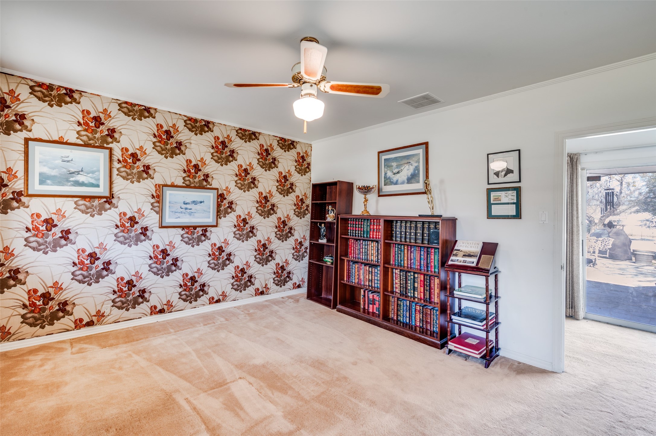 1202 S Lindsay Street Gainesville TX 76240