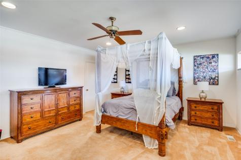1202 S Lindsay Street Gainesville TX 76240