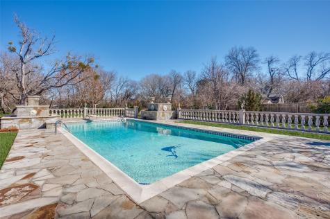 1202 S Lindsay Street Gainesville TX 76240