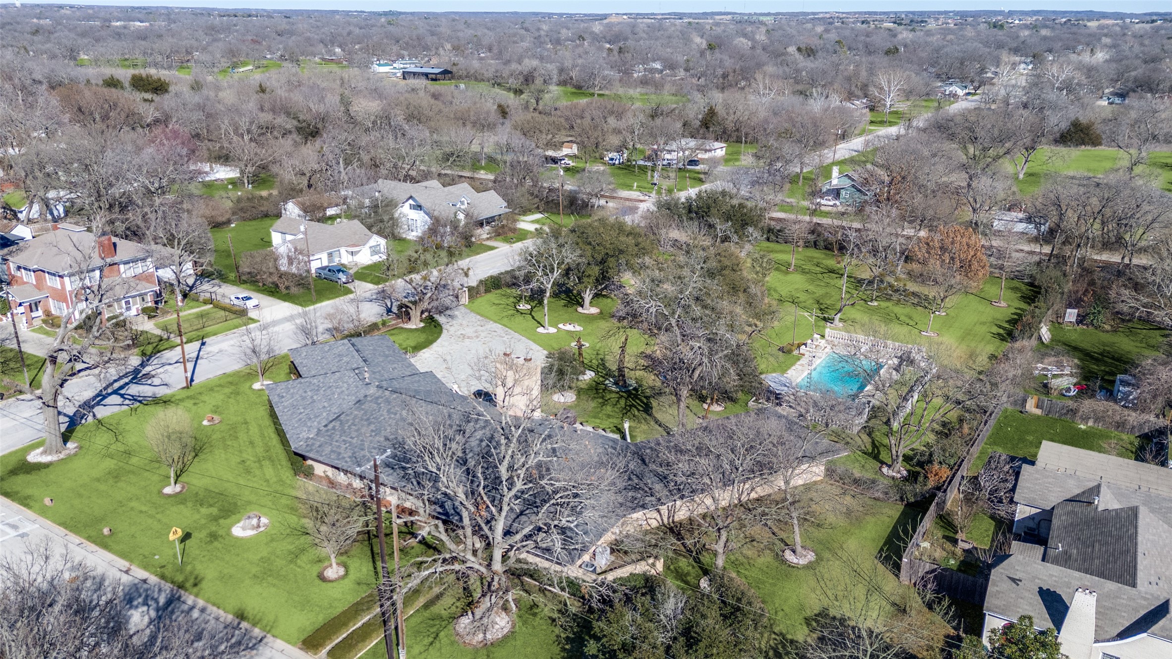 1202 S Lindsay Street Gainesville TX 76240