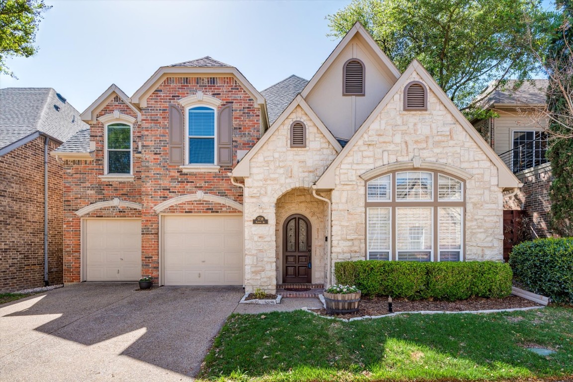 5738 Belmont Avenue Dallas TX 75206