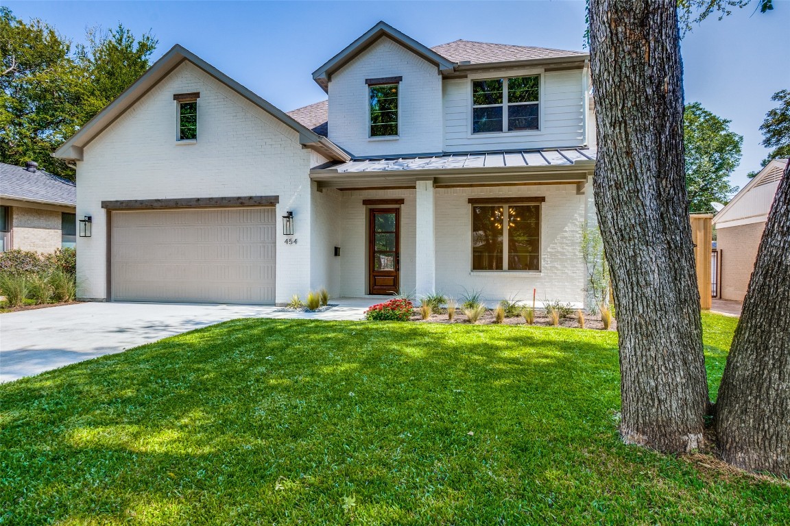 454 Parkhurst Drive Dallas TX 75218