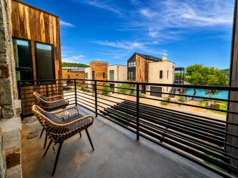 12 Breakwater Bend Graford TX 76449