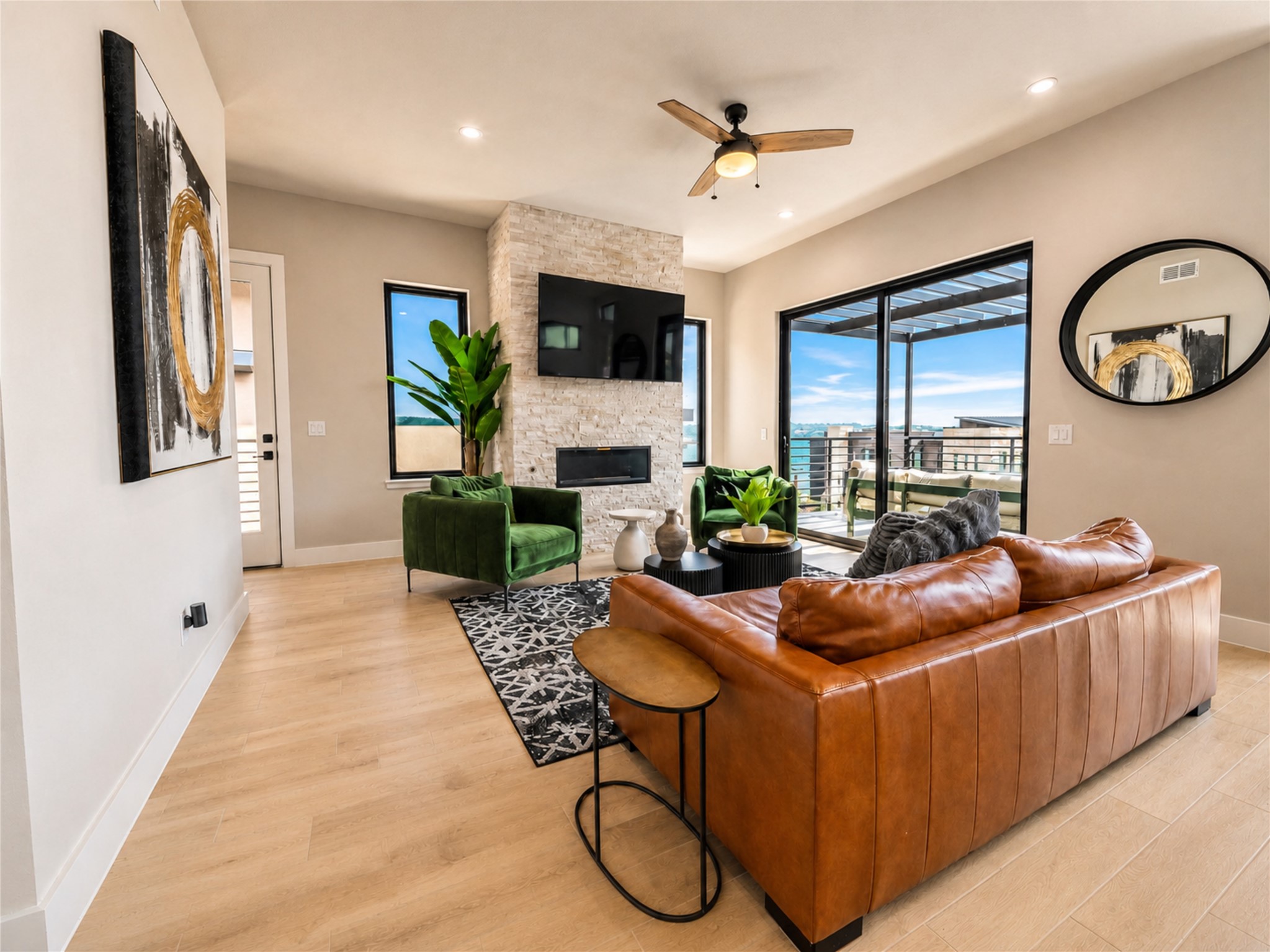 12 Breakwater Bend Graford TX 76449