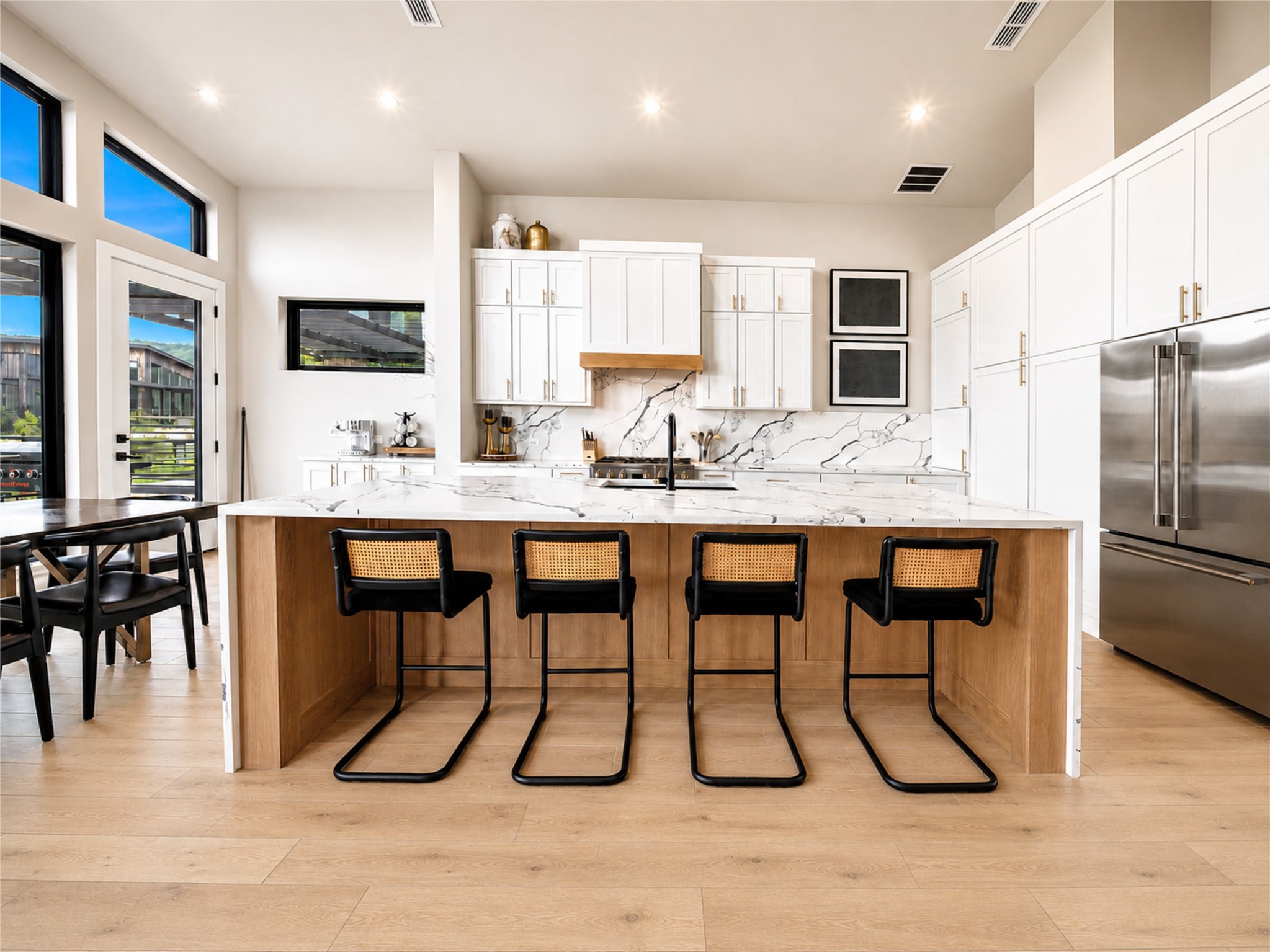 12 Breakwater Bend Graford TX 76449