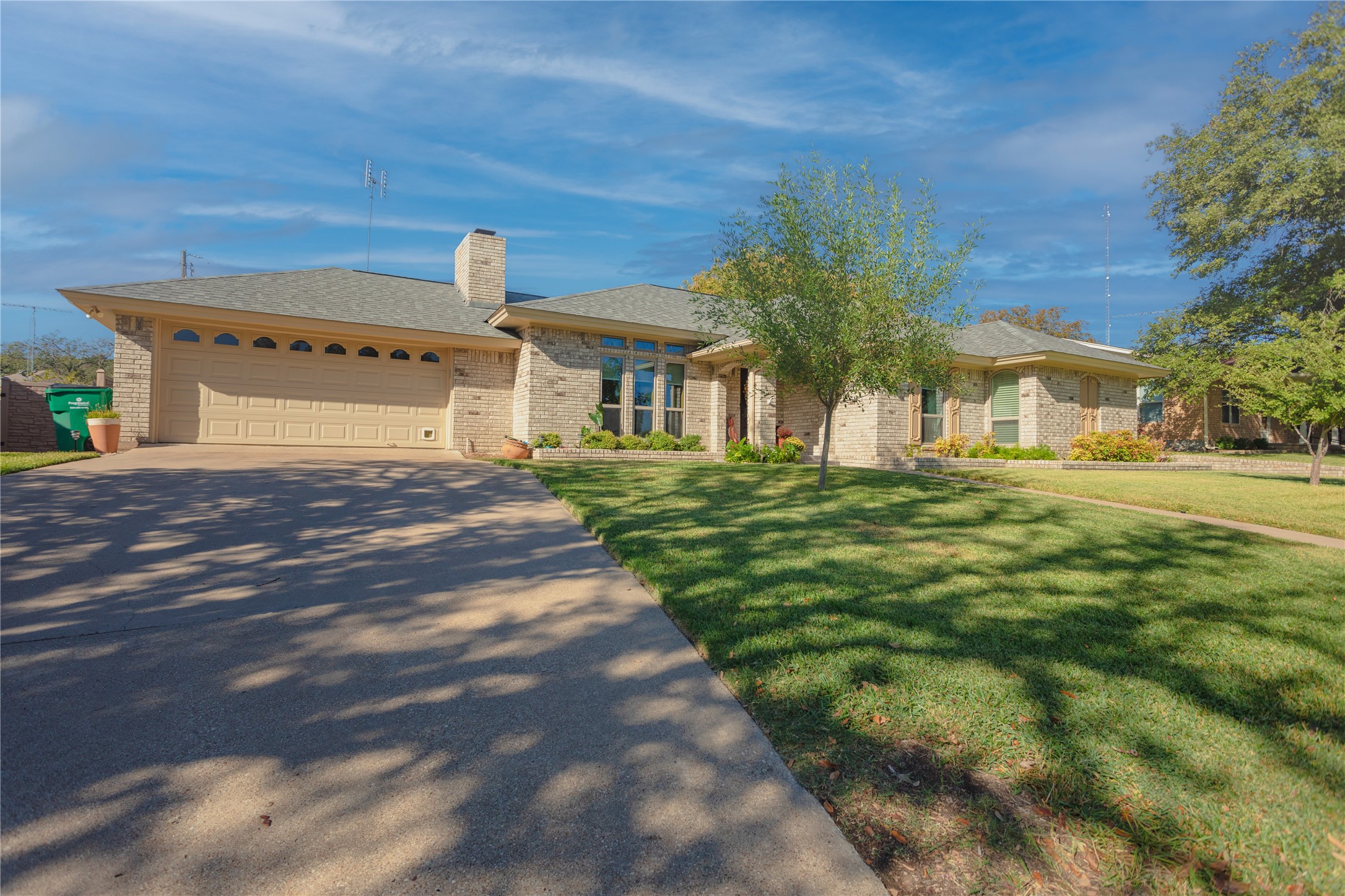 406 N Avenue Z Clifton TX 76634