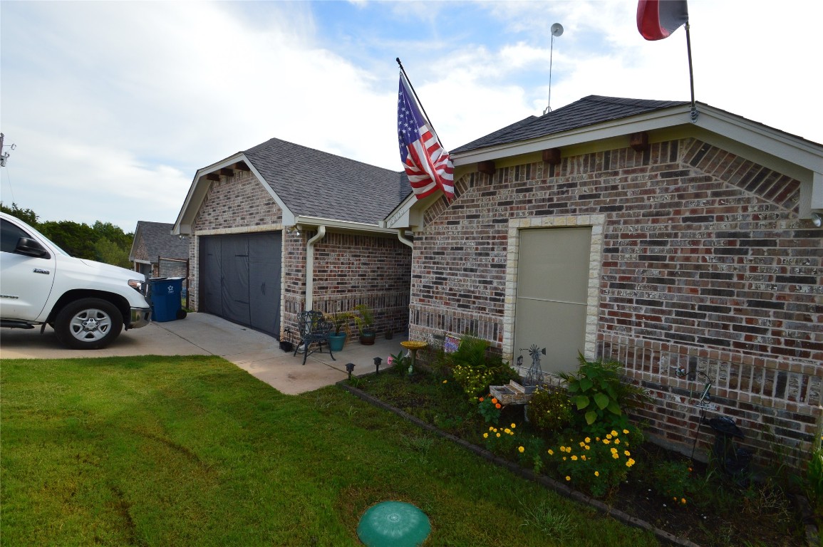 2203 Steepleridge Circle Granbury TX 76048