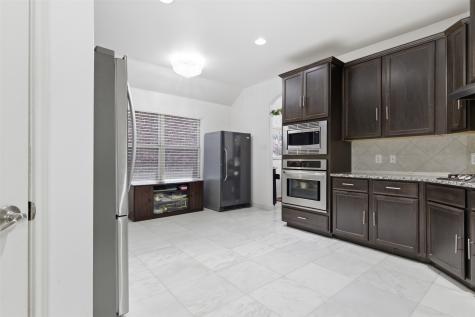 3402 Thunder Drive Sachse TX 75048