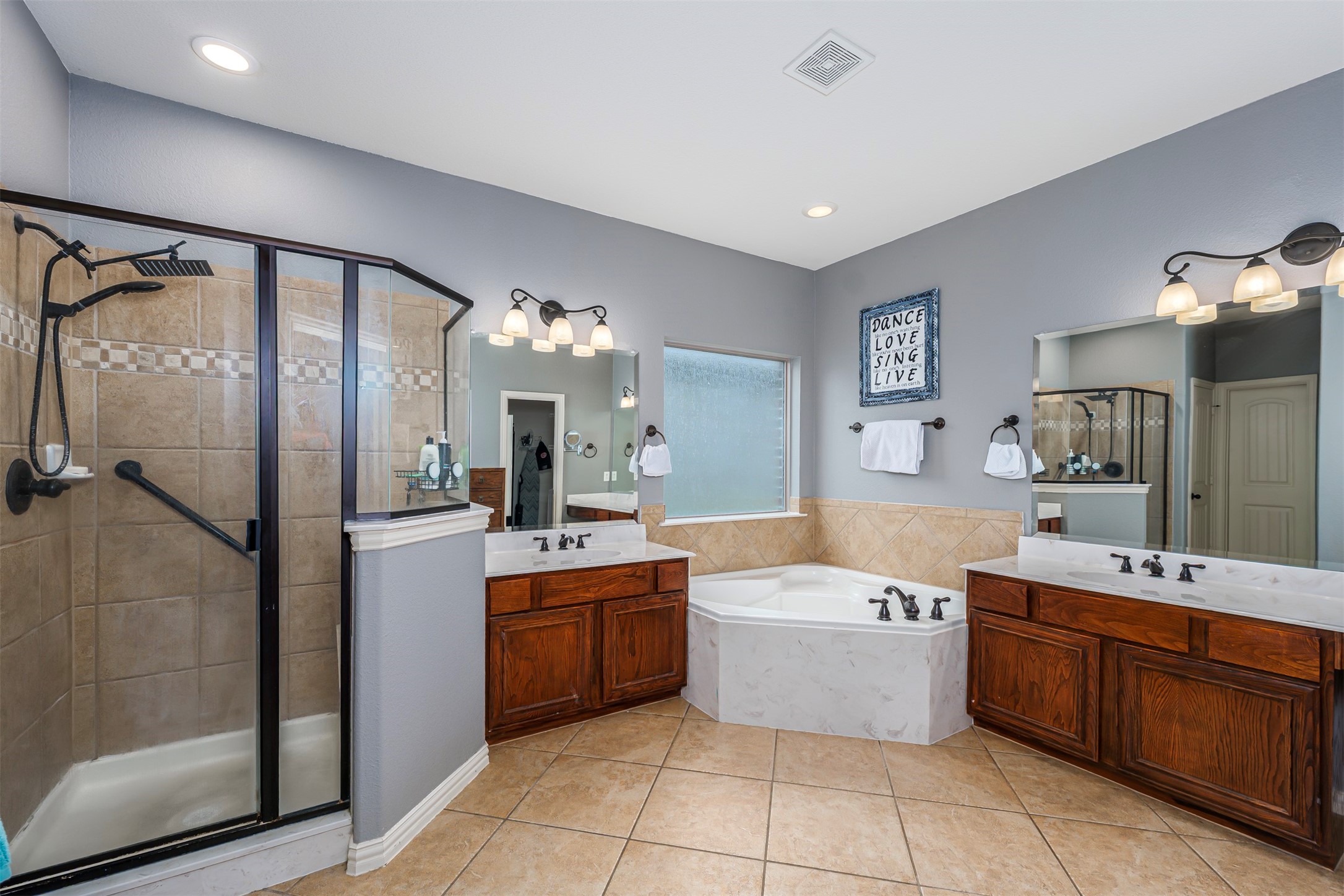 209 Boardwalk Avenue Waxahachie TX 75165