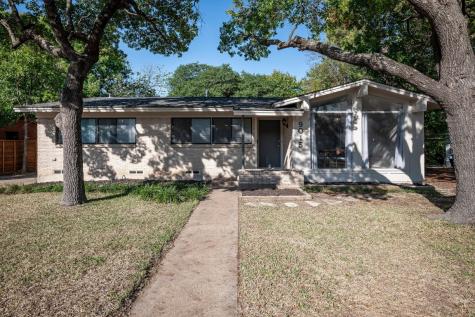 9015 Rolling Rock Lane Dallas TX 75238