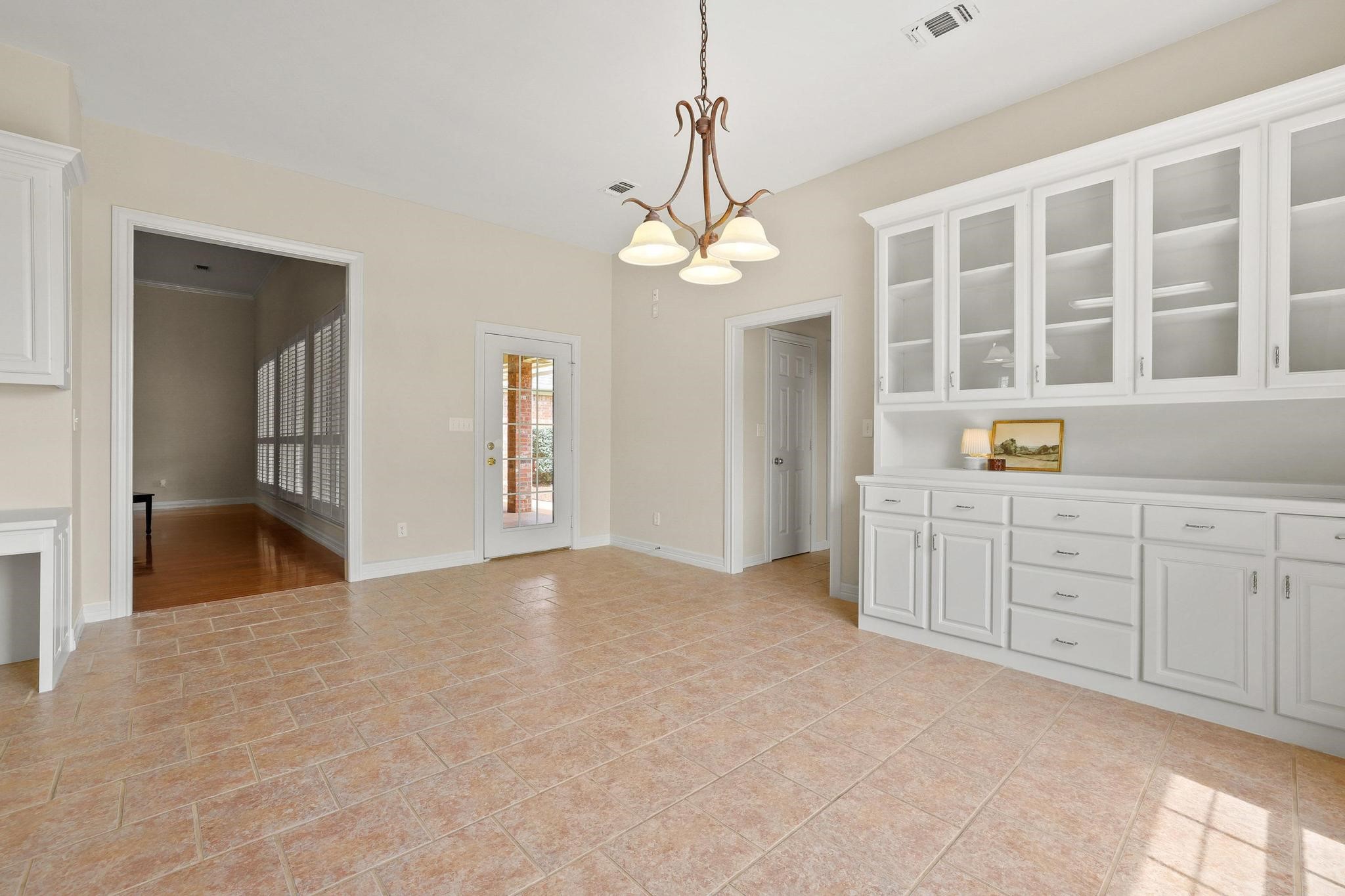3140 Farm Road 195 Paris TX 75462
