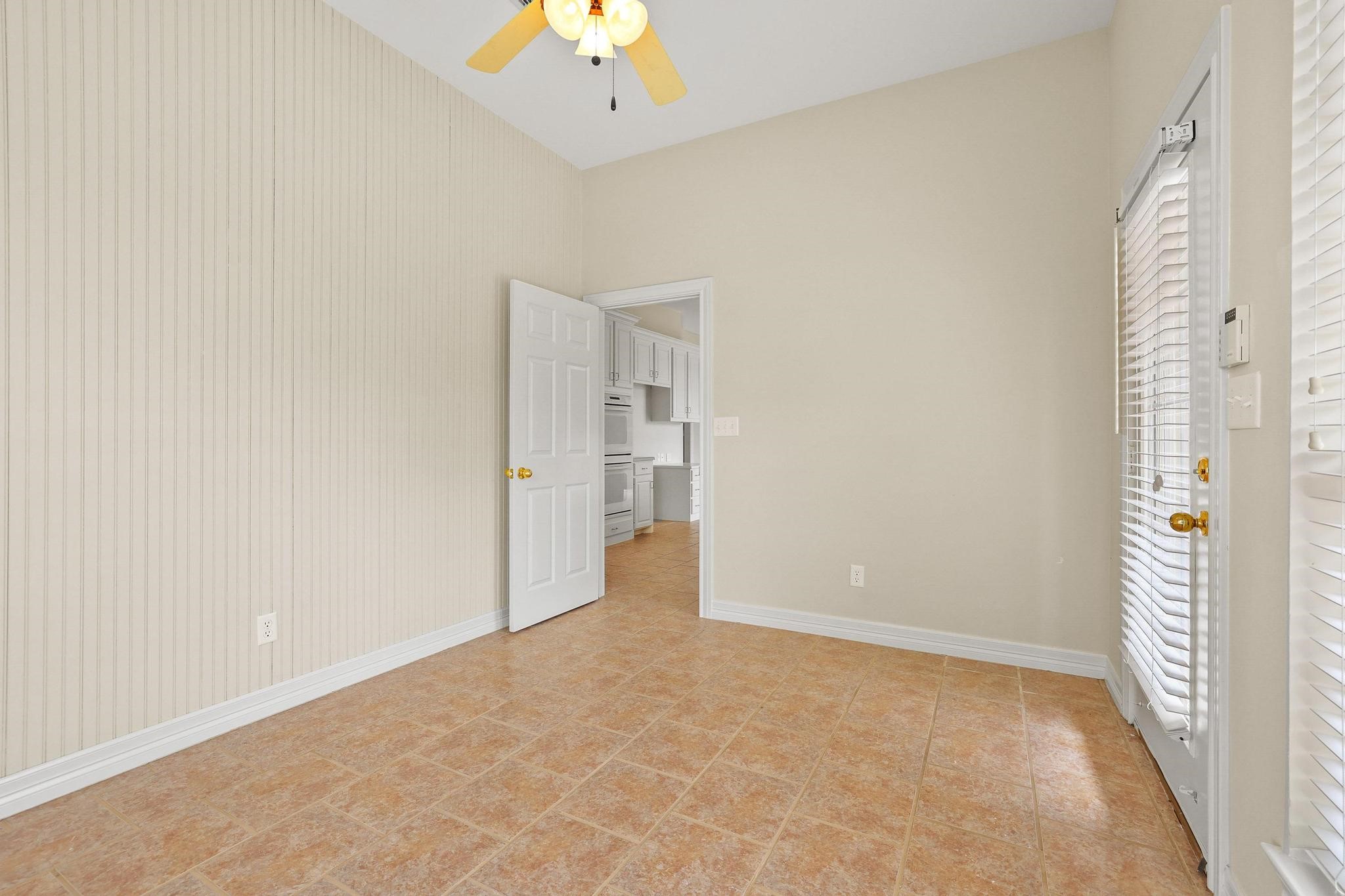 3140 Farm Road 195 Paris TX 75462