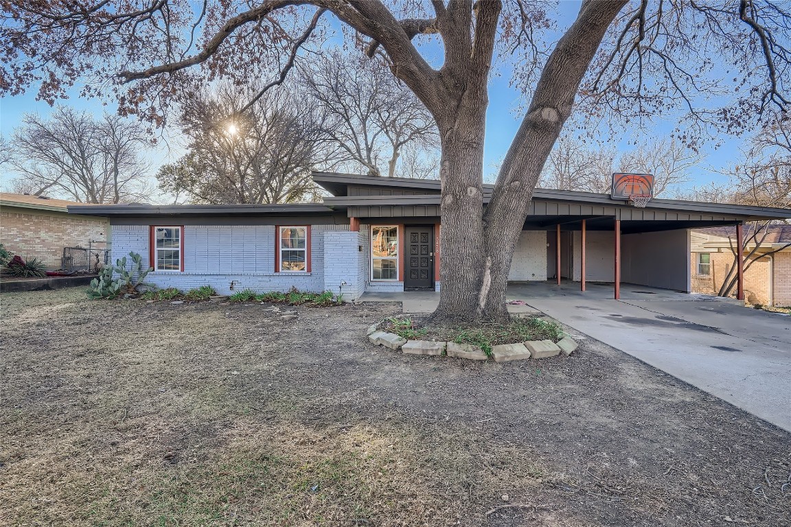 5428 Whitman Avenue Fort Worth TX 76133