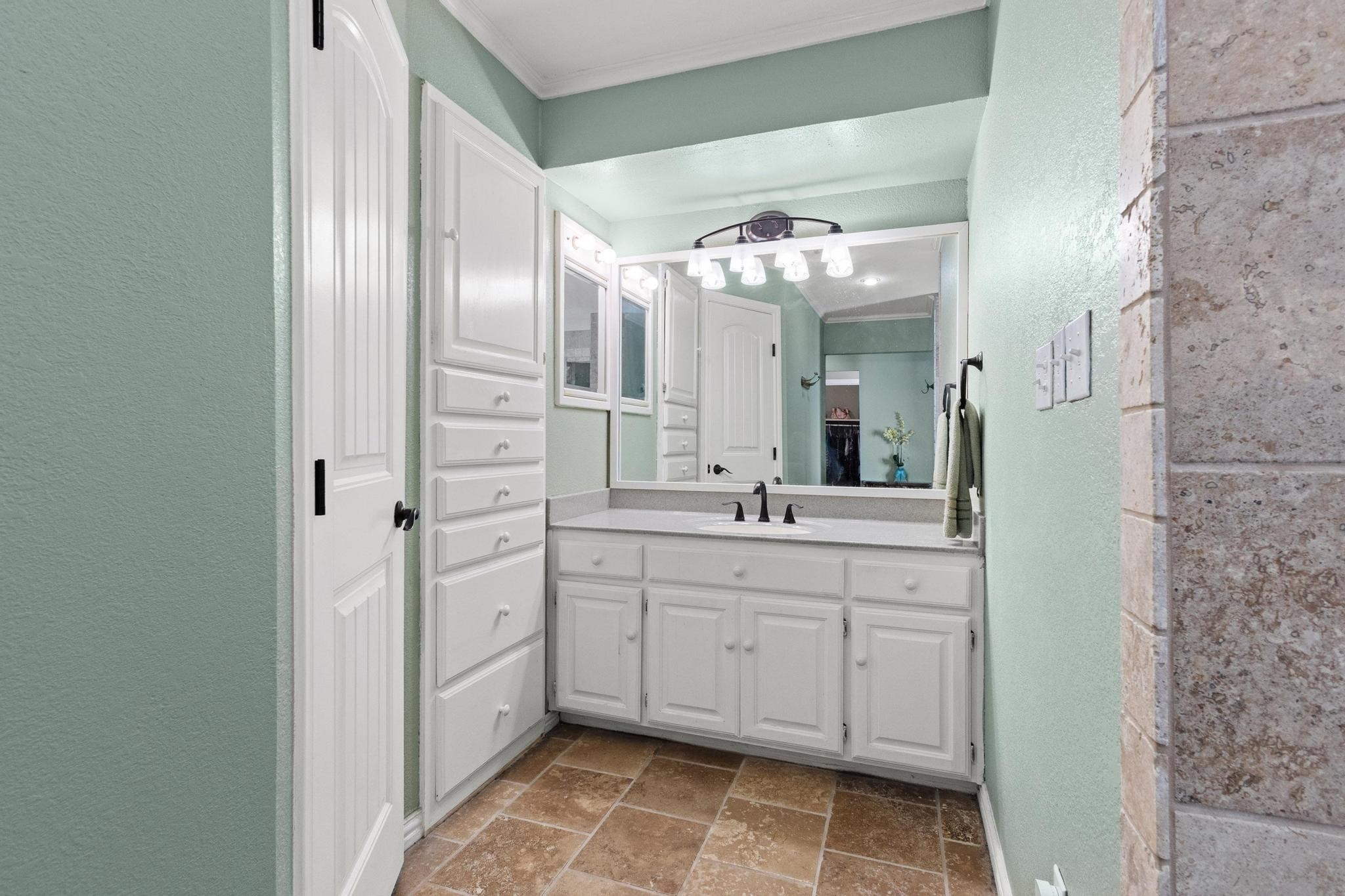 455 Lakepoint Loop Pottsboro TX 75076