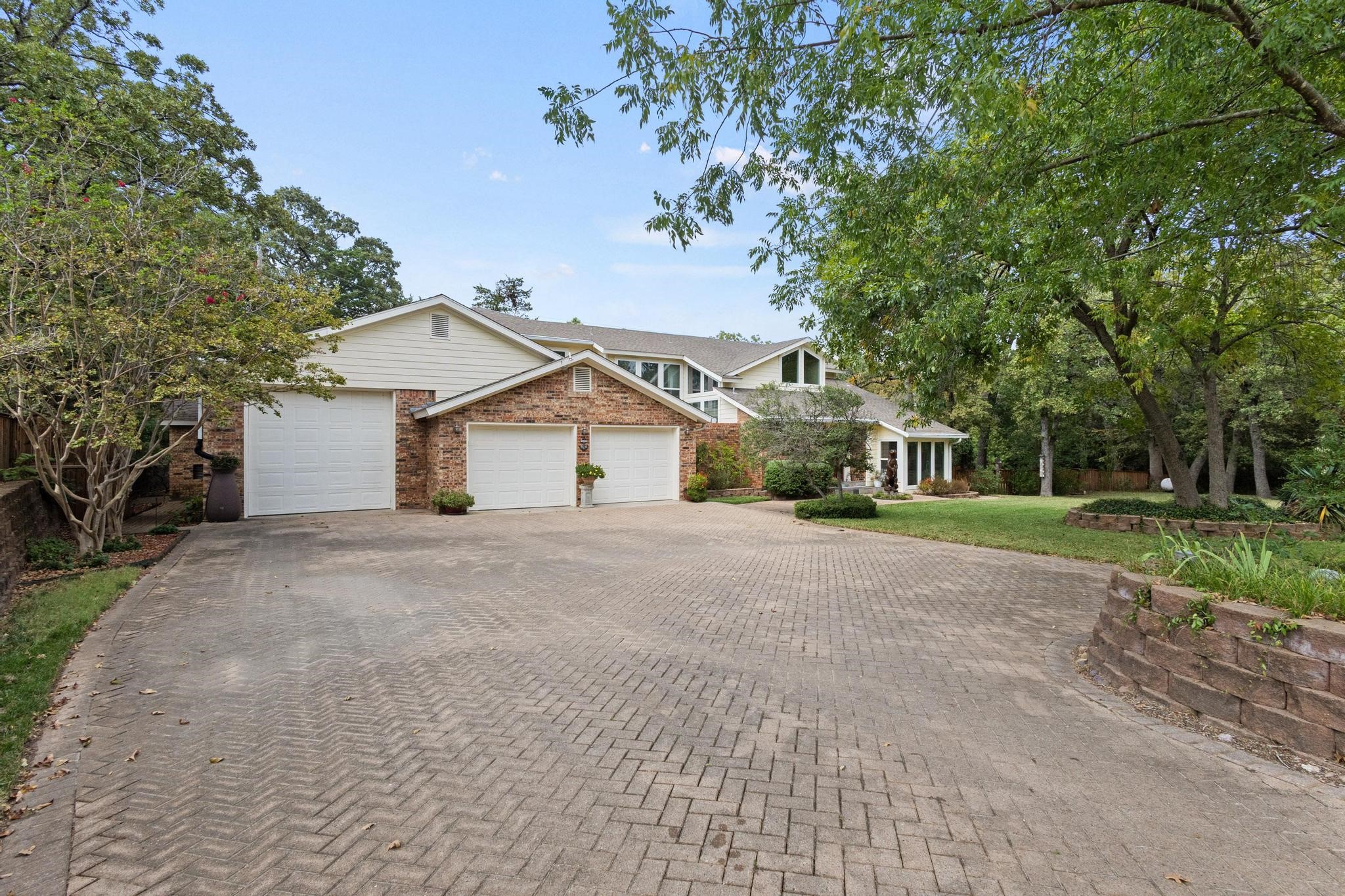 455 Lakepoint Loop Pottsboro TX 75076