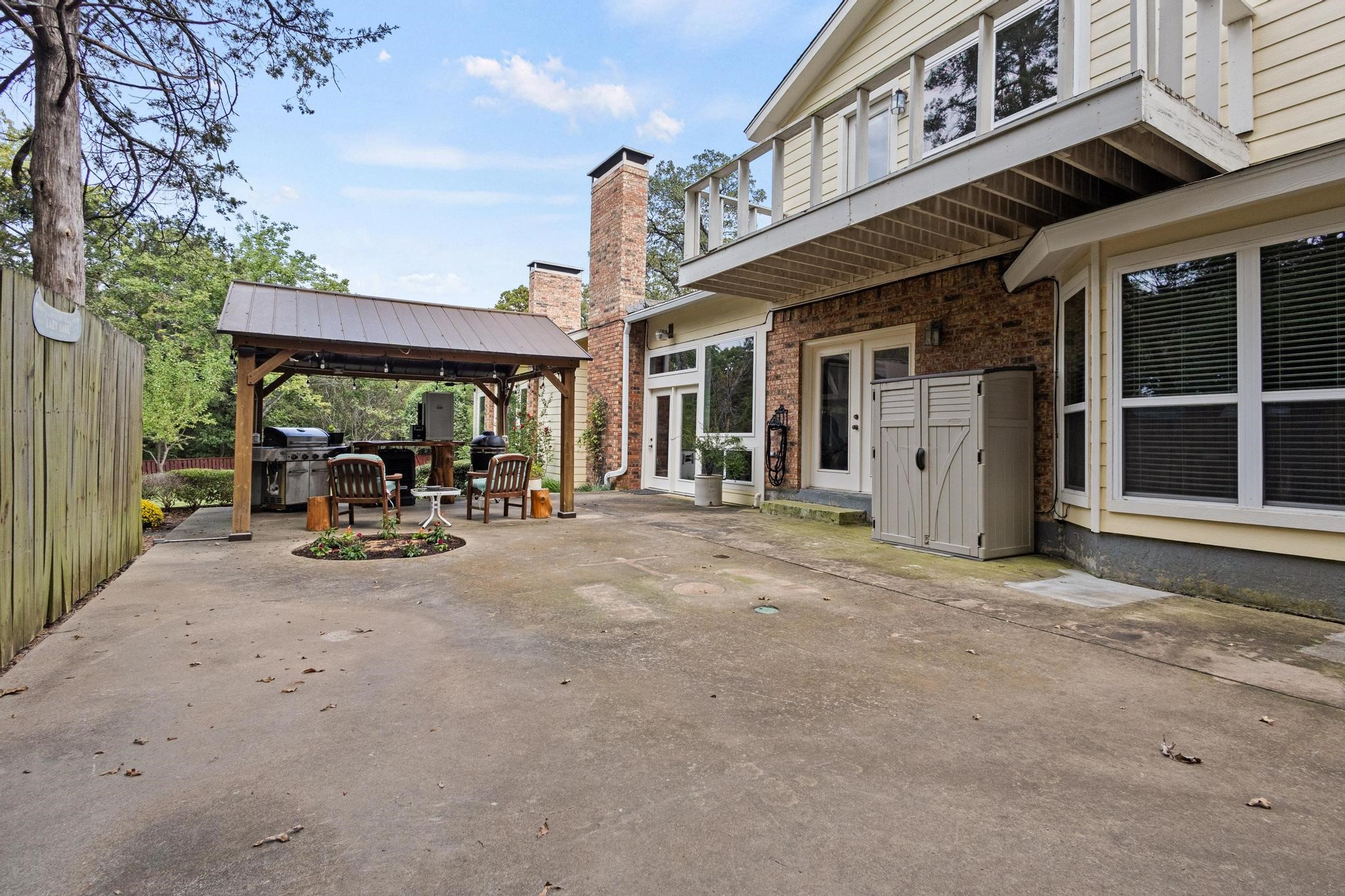 455 Lakepoint Loop Pottsboro TX 75076