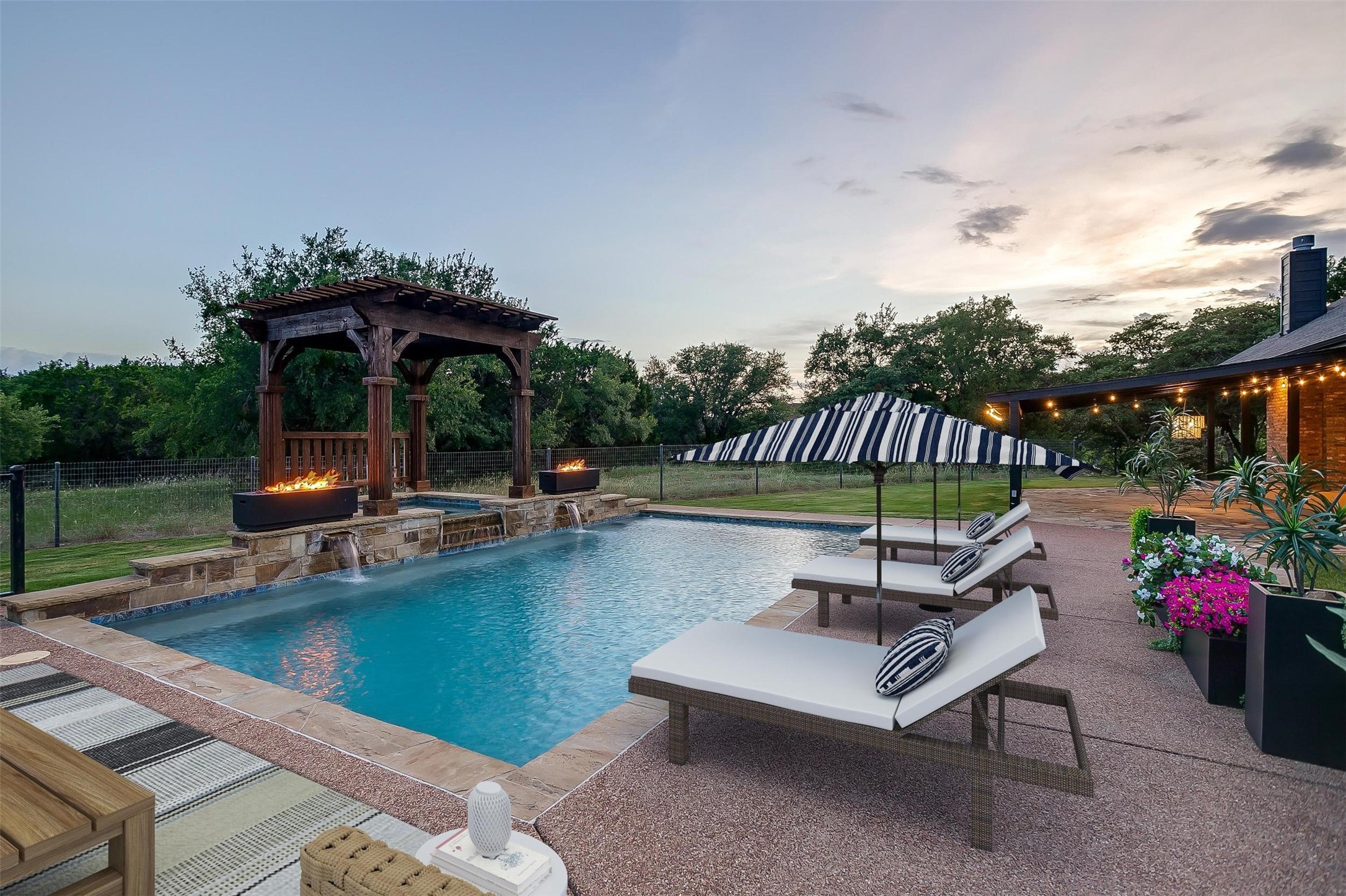 657 Silver Spur Drive Weatherford TX 76087