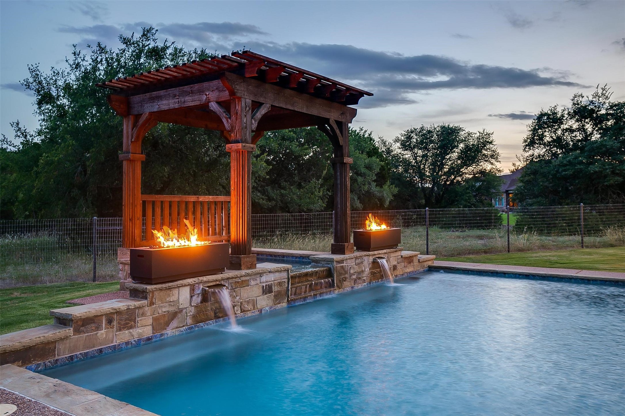 657 Silver Spur Drive Weatherford TX 76087