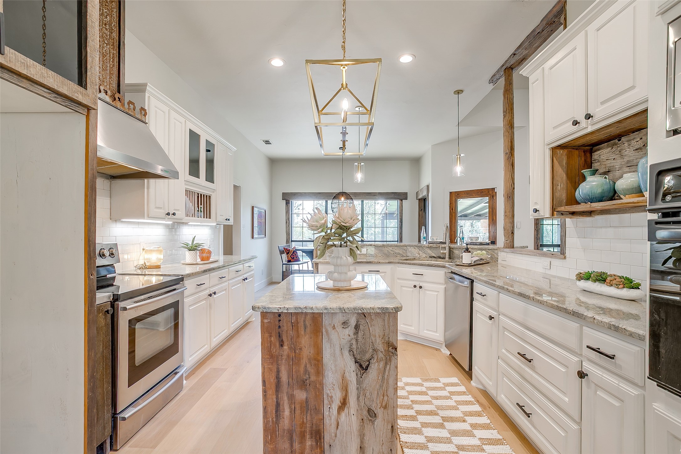 657 Silver Spur Drive Weatherford TX 76087