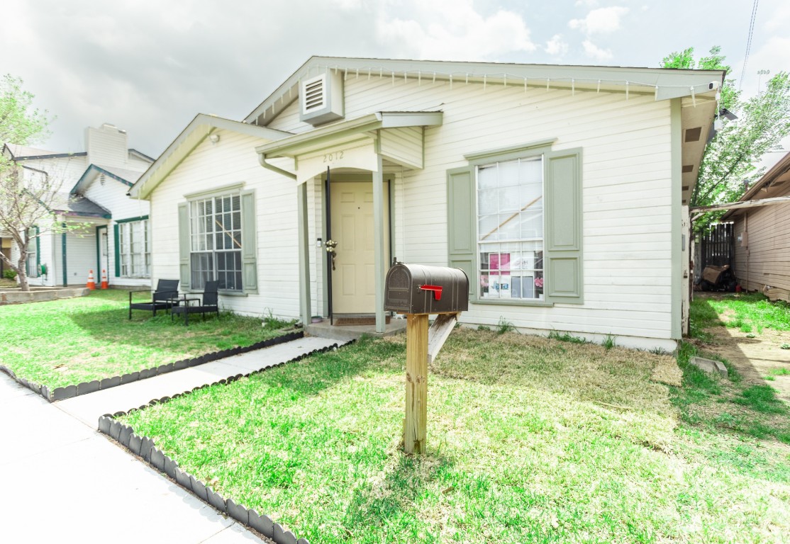 2012 Lewiston Avenue Dallas TX 75217