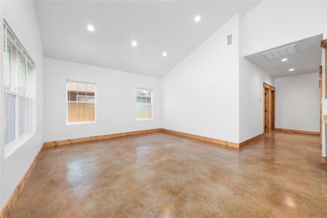 1105 1st Street Brownwood TX 76801