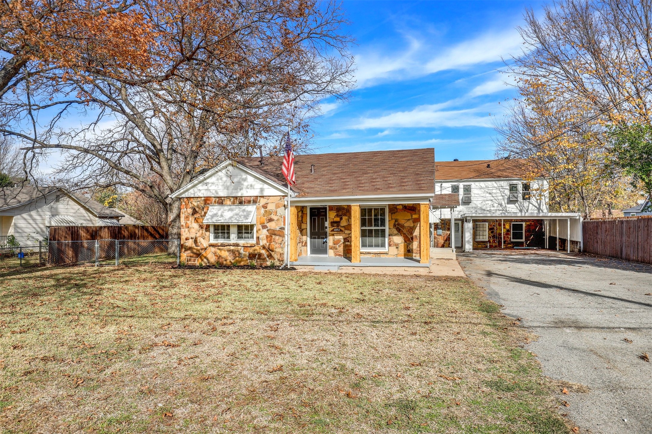 4852 Barbara Road River Oaks TX 76114