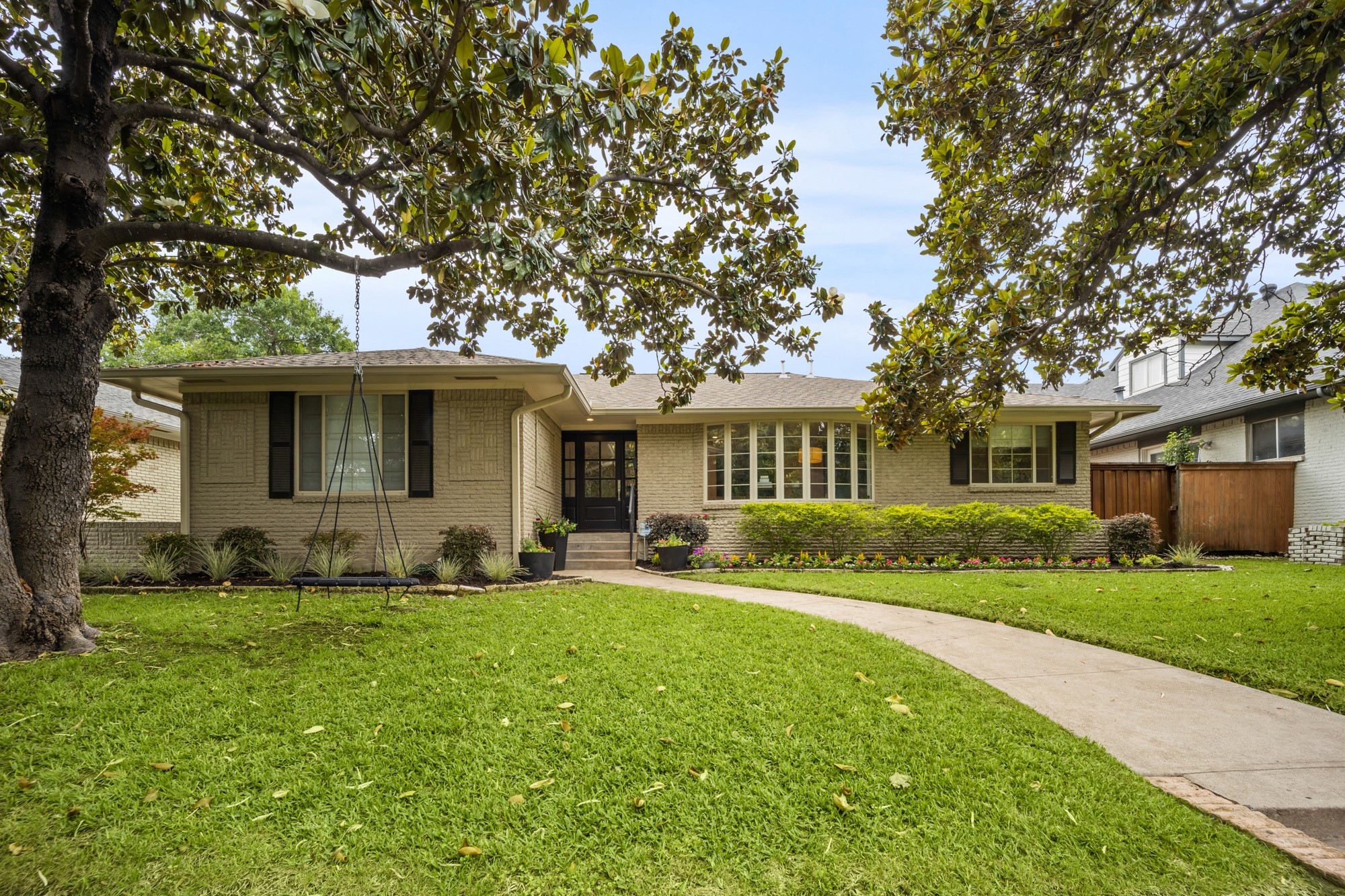 6834 Carolyncrest Drive Dallas TX 75214