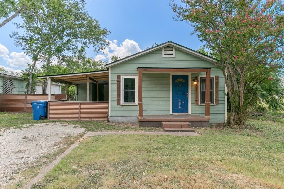 304 S Colorado Street Whitney TX 76692