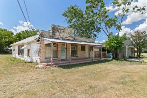 304 S Colorado Street Whitney TX 76692