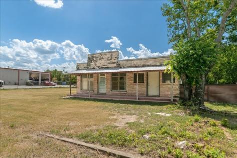 304 S Colorado Street Whitney TX 76692