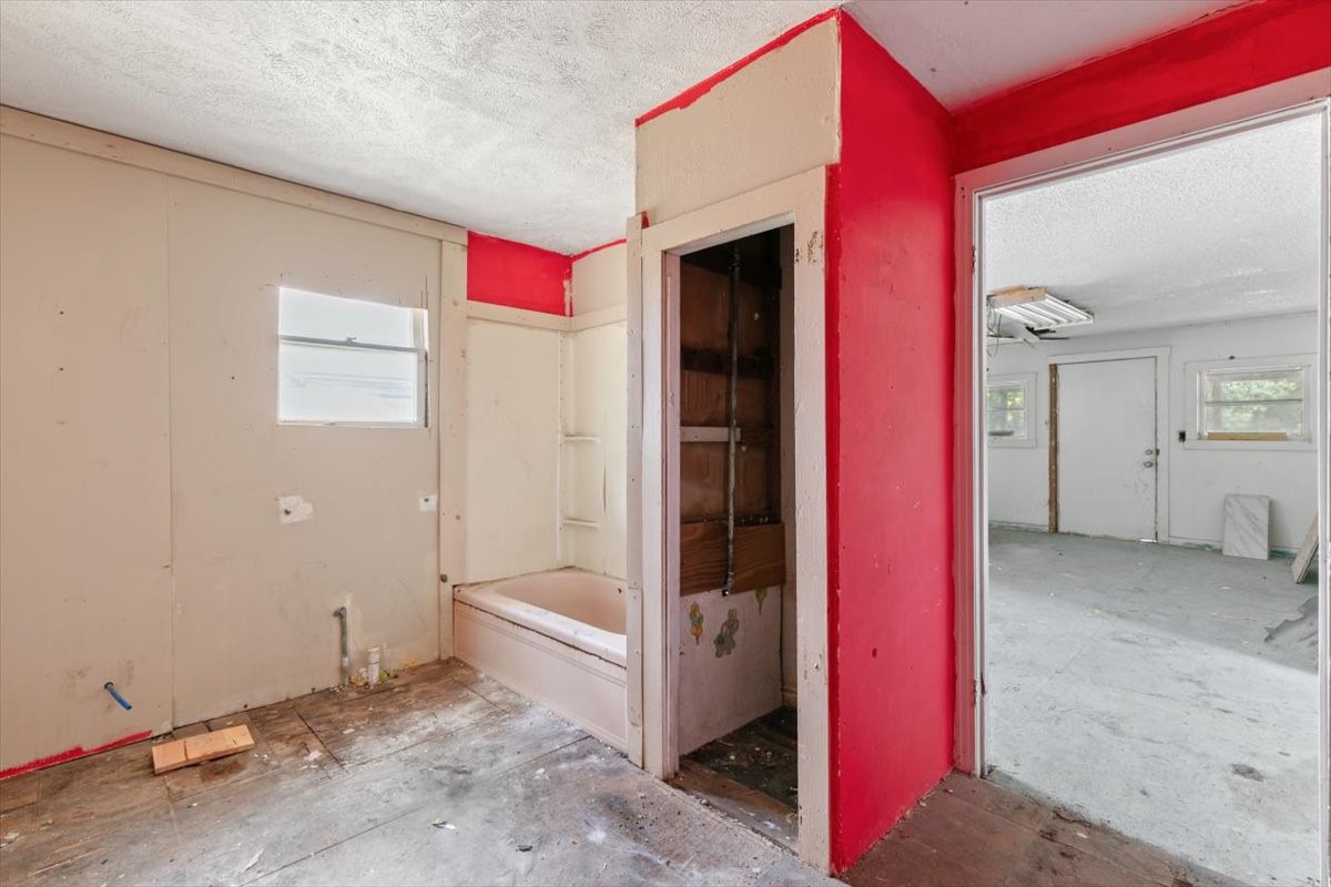 304 S Colorado Street Whitney TX 76692