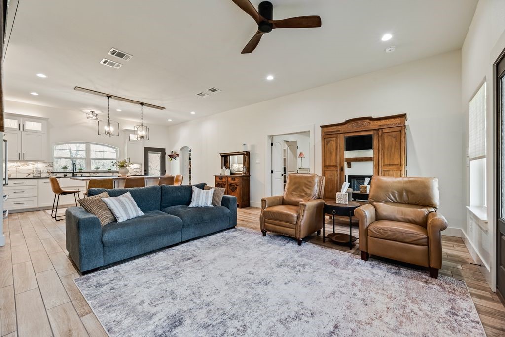245 Creek Crossing Street Alvord TX 76225